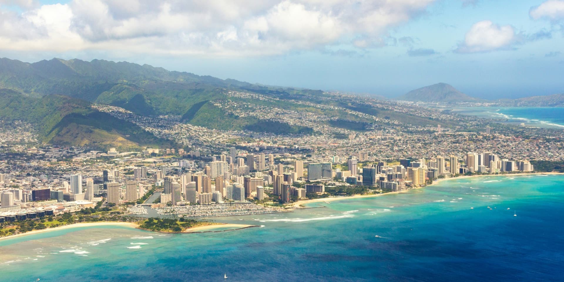 Aerial view of Kāneʻohe Bay and Windward O'ahu coastline